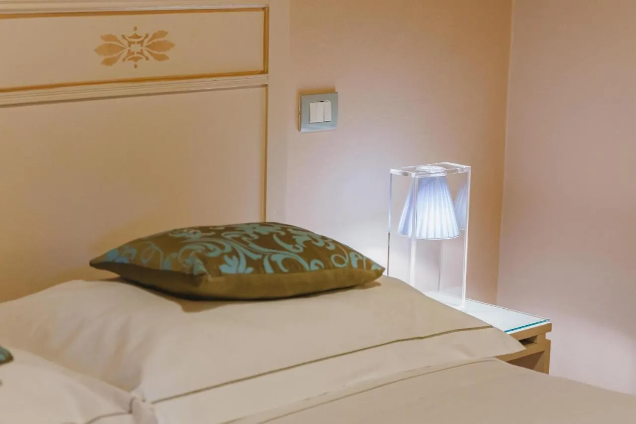 Duchess Boutique De Charme Bed & Breakfast Florence